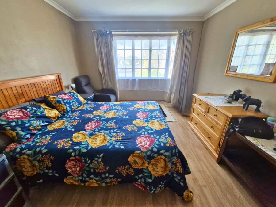 To Let 2 Bedroom Property for Rent in Vredekloof East Western Cape
